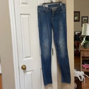 Gap Mid Rise True Skinny Jeans- Size 28/6